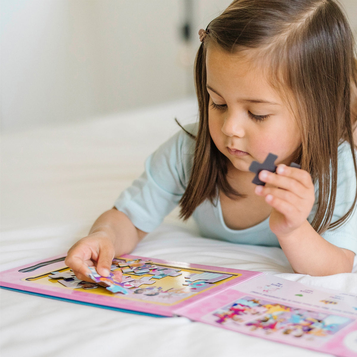 Educational Take-Along Magnetic Jigsaw Puzzles Princesses