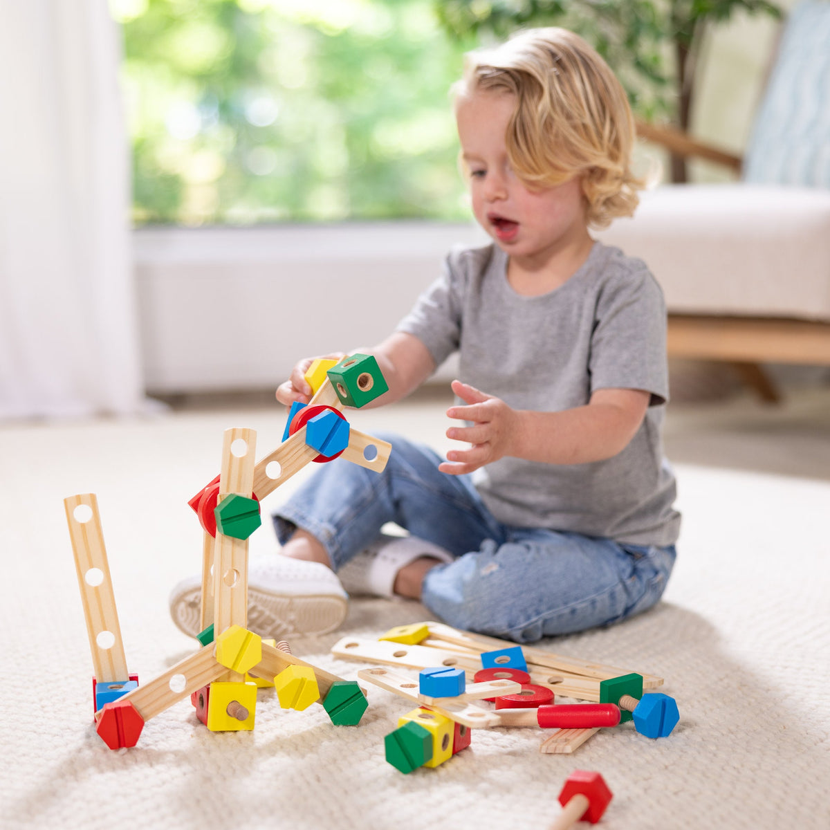 Educational Construction Set in a Box