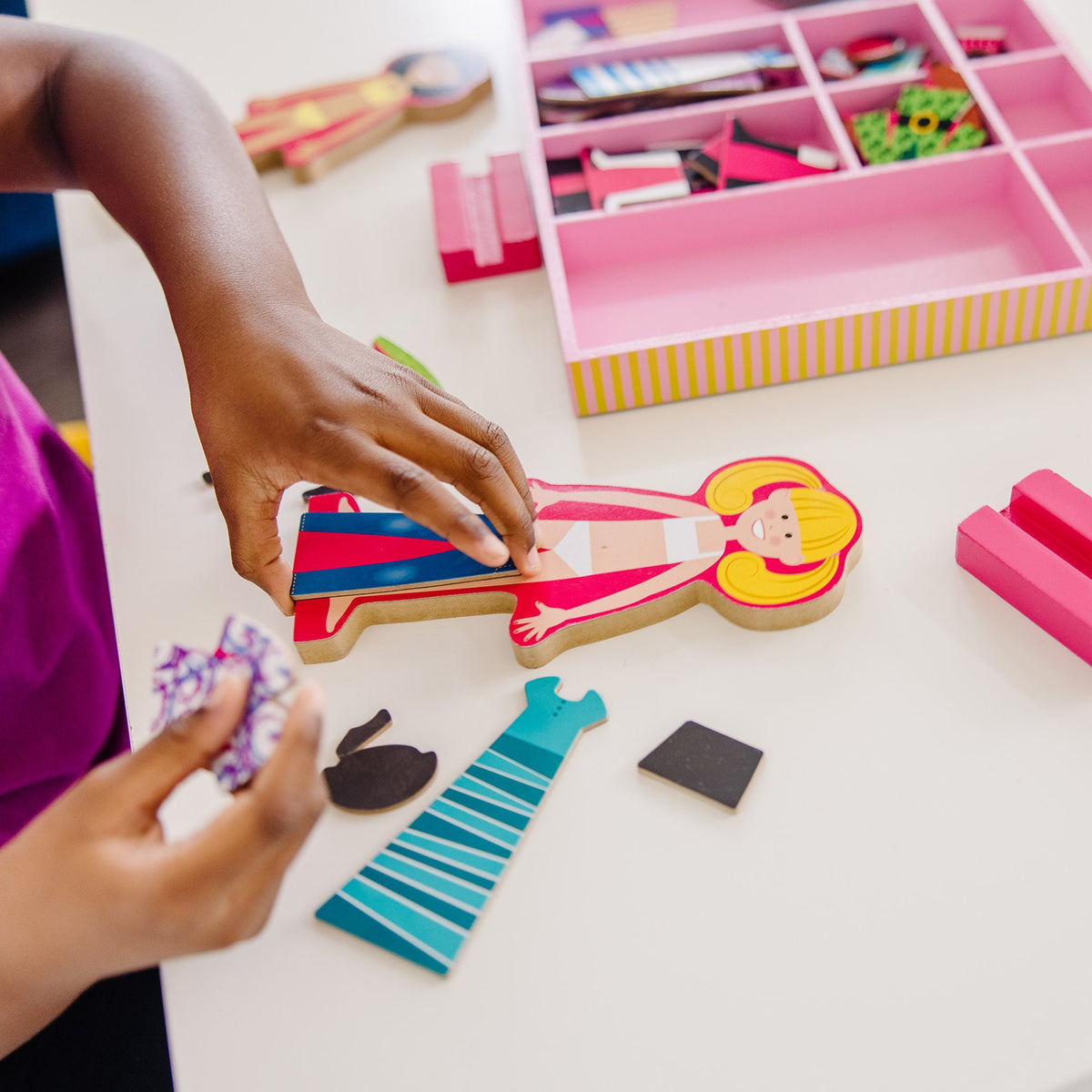 Educational Abby & Emma Magnetic Pretend Play