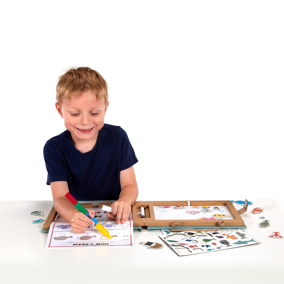 Educational Natural Play Play Draw Create Reusable Drawing & Magnet Kit Ocean