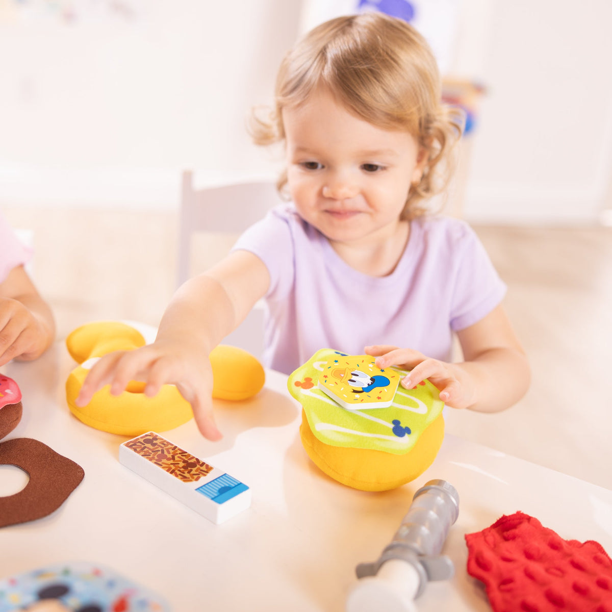 Educational Disney Fill and Top Character Donuts Play Set