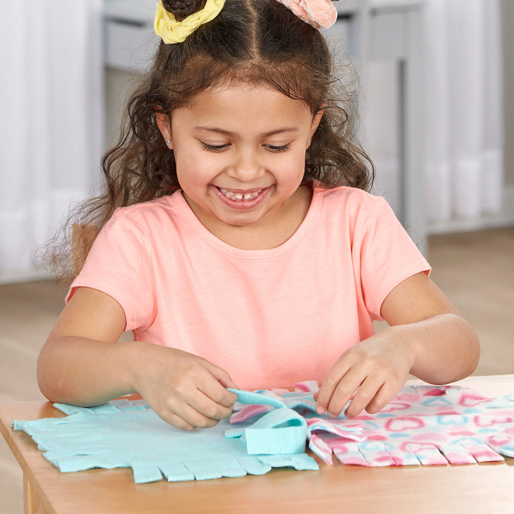 Educational Created by Me Heart Fleece Blanket No-Sew Craft Kit