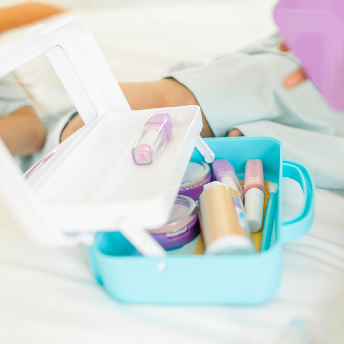 Educational LOVE YOUR LOOK - Makeup Kit Play Set