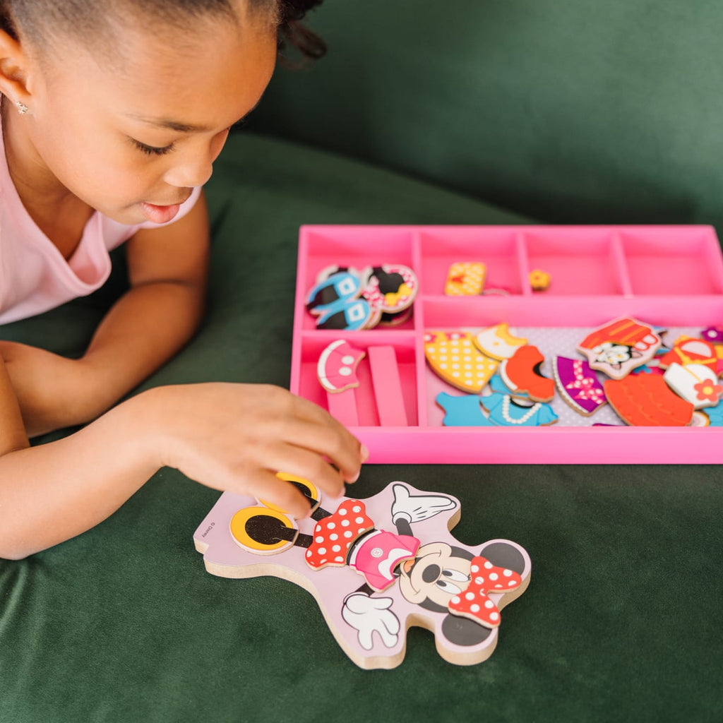 Educational Disney Minnie Wooden Magnetic Dress-Up