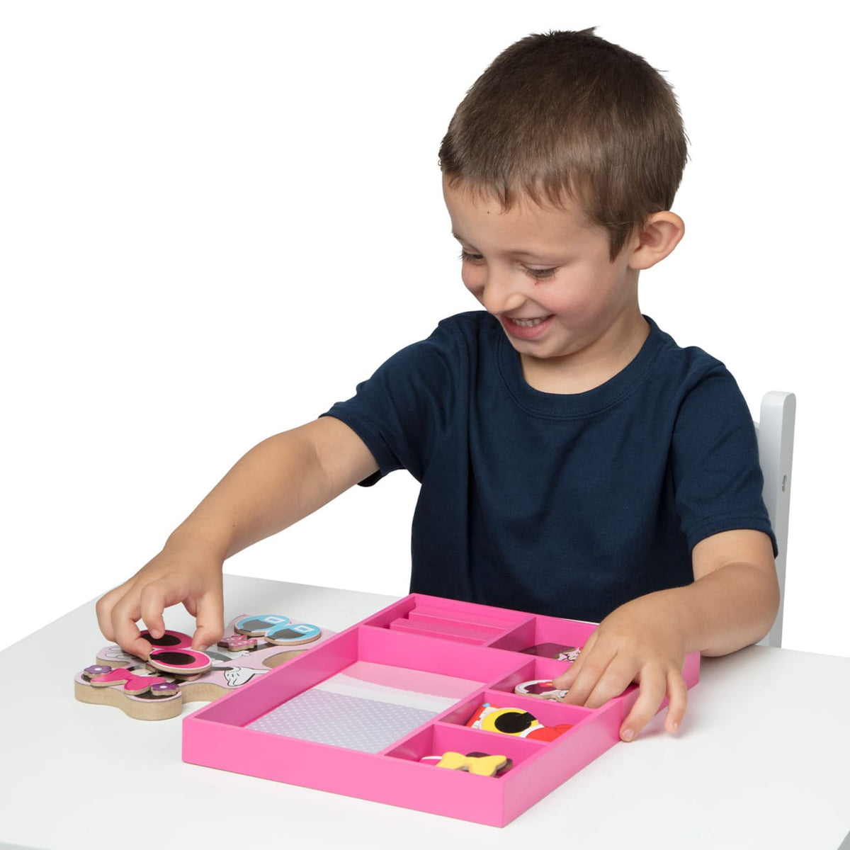 Educational Disney Minnie Wooden Magnetic Dress-Up
