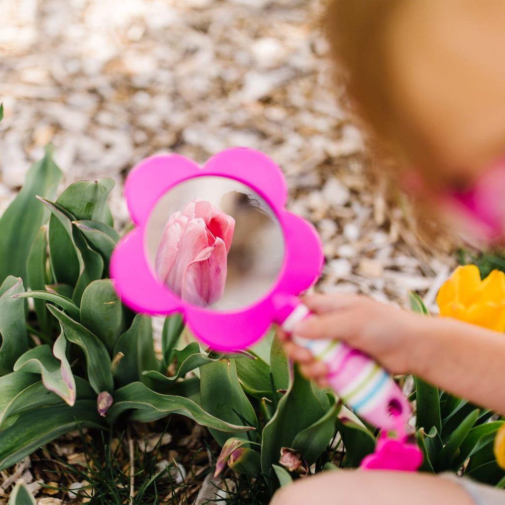 Educational Pretty Petals Magnifier