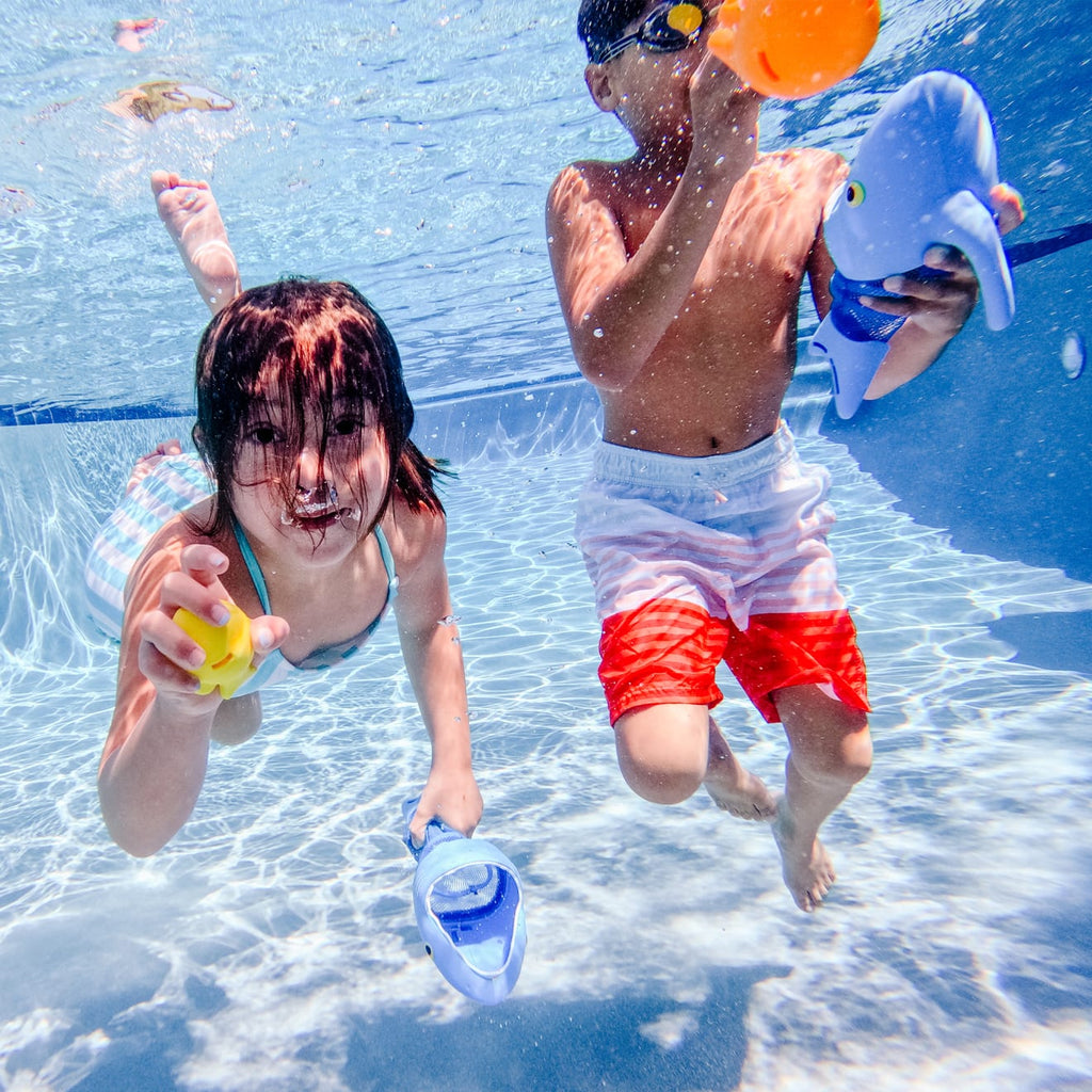 Educational Spark Shark Fish Hunt Pool Toy