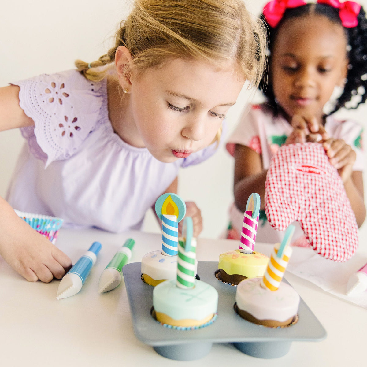 Educational Bake & Decorate Wooden Cupcake Play Set