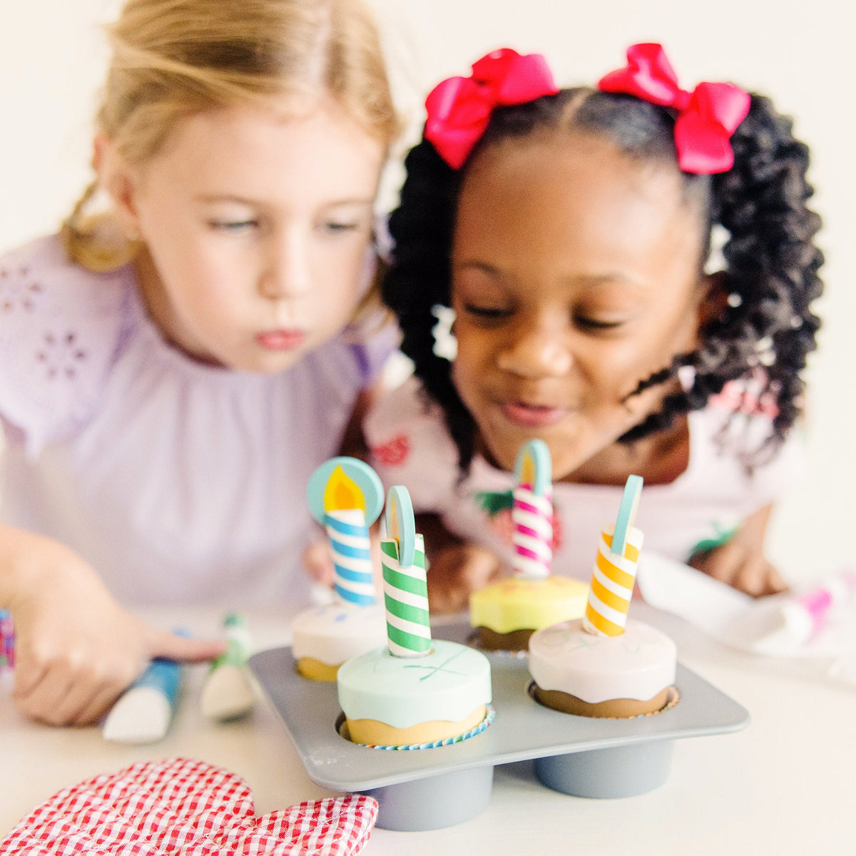 Educational Bake & Decorate Wooden Cupcake Play Set